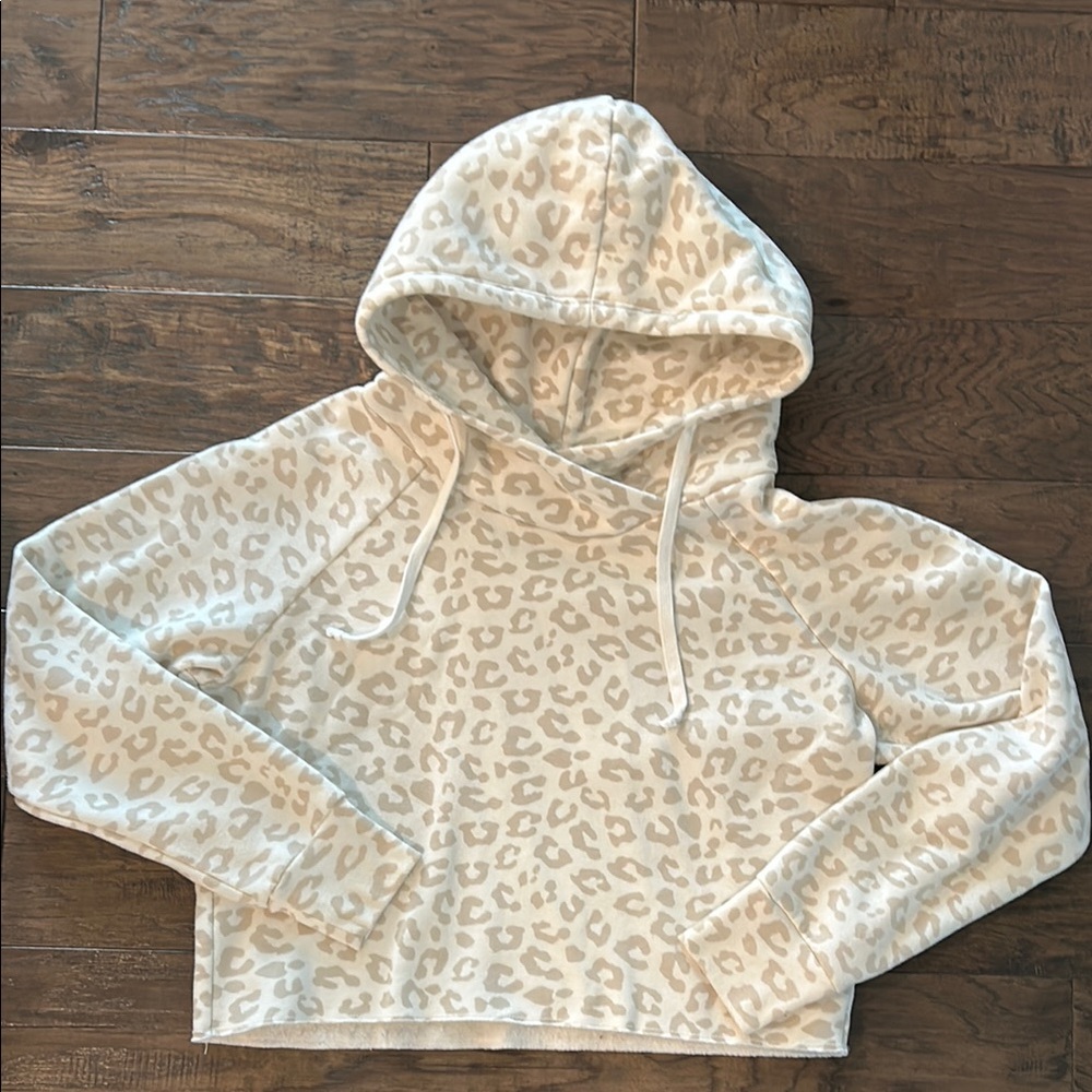 Abercrombie crop snow leopard sweatshirt